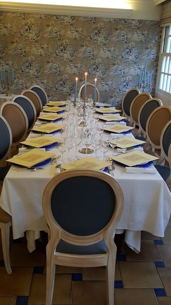 Logis - Hotel & Restaurant Le Gonfalon Germigny-l'Eveque Zewnętrze zdjęcie