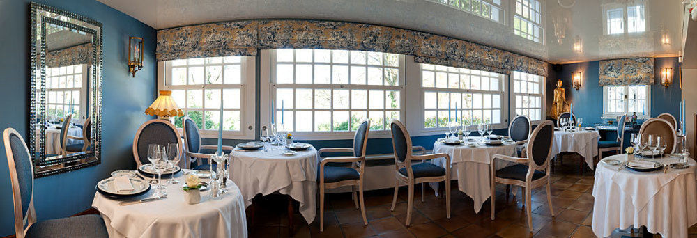 Logis - Hotel & Restaurant Le Gonfalon Germigny-l'Eveque Zewnętrze zdjęcie